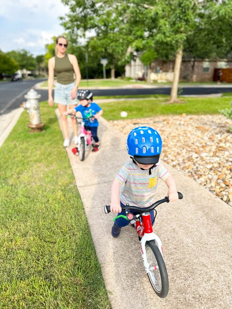 woom 1 red balance bike