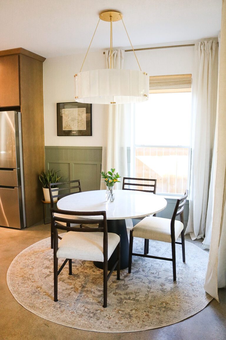 cozy bistro breakfast nook